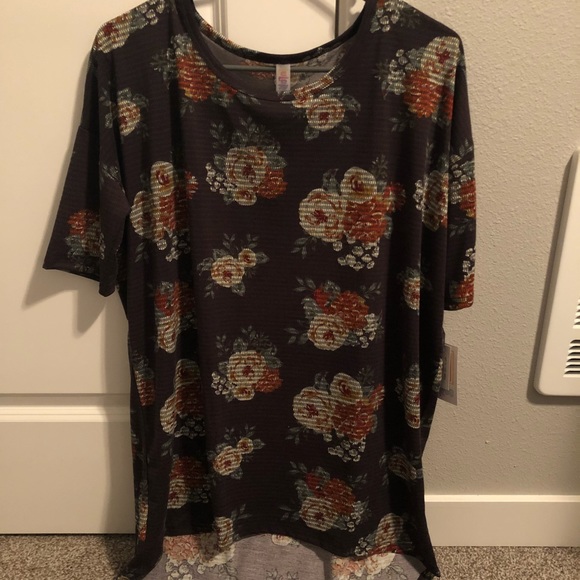 LuLaRoe Tops - BNWT Lularoe Irma Tunic!